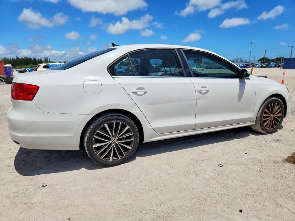 2012 Volkswagen Jetta მანქანა იყიდება აუქციონზე, vin: 3VWLP7AJ4CM365823, აუქციონის ნომერი: 49448886