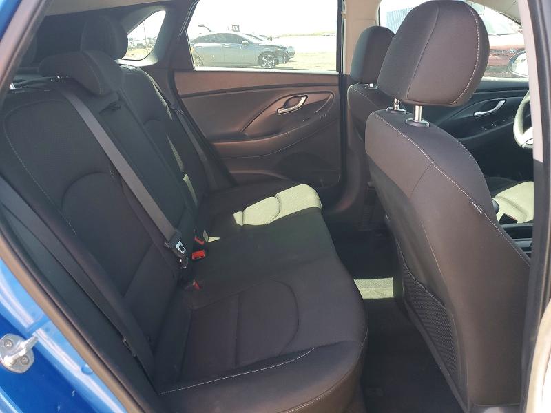 2018 Hyundai Elantra Gt მანქანა იყიდება აუქციონზე, vin: KMHH35LE6JU014053, აუქციონის ნომერი: 50705016