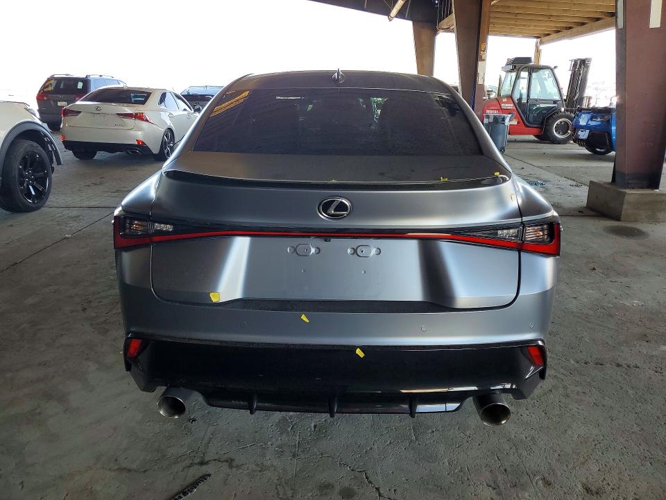50520126 :رقم المزاد ، JTHGZ1B21M5047943 vin ، 2021 Lexus Is مزاد بيع
