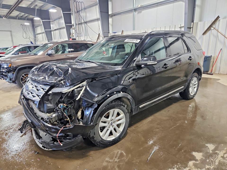 50508576 :رقم المزاد ، 1FM5K8D88JGC15967 vin ، 2018 Ford Explorer مزاد بيع