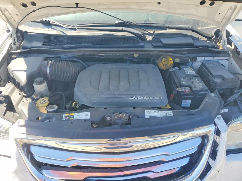 2016 Chrysler Town & Country მანქანა იყიდება აუქციონზე, vin: 2C4RC1BG2GR279918, აუქციონის ნომერი: 51764506