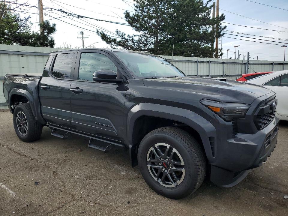 Продаж на аукціоні авто 2025 Toyota Tacoma, vin: 3TMLB5JN1SM118959, номер лоту: 49657976