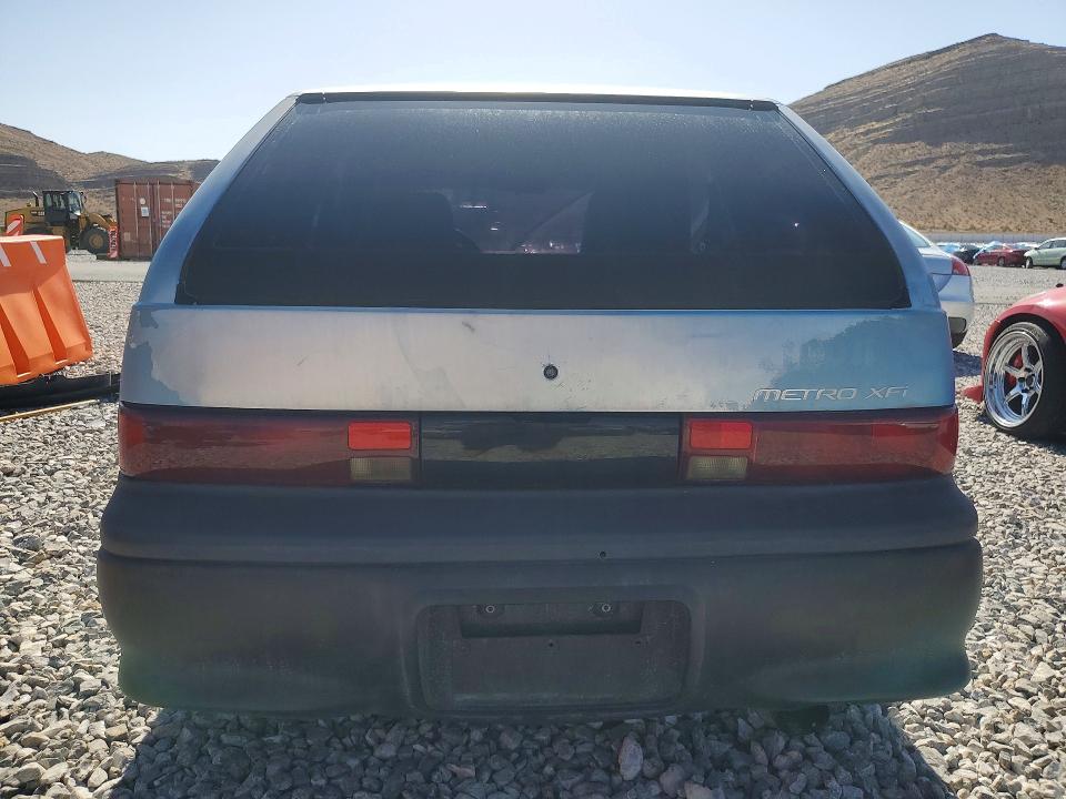 1994 Geo Metro მანქანა იყიდება აუქციონზე, vin: 2C1MS2461R6768125, აუქციონის ნომერი: 51344746
