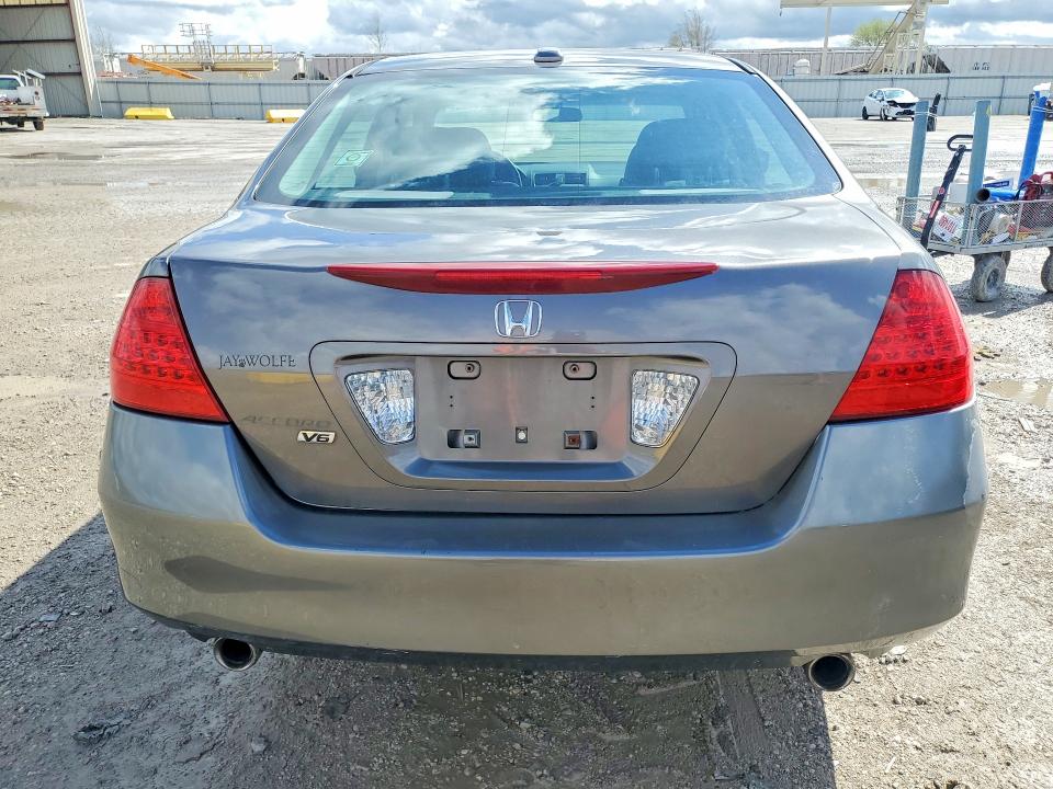 2006 Honda Accord მანქანა იყიდება აუქციონზე, vin: 1HGCM66506A064101, აუქციონის ნომერი: 48644136