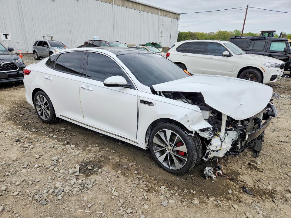 2016 Kia Optima მანქანა იყიდება აუქციონზე, vin: 5XXGV4L21GG029830, აუქციონის ნომერი: 51679386