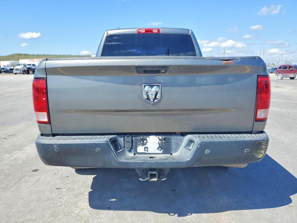 48585516 :رقم المزاد ، 1C6RR6FPXDS586745 vin ، 2013 Ram 1500 مزاد بيع