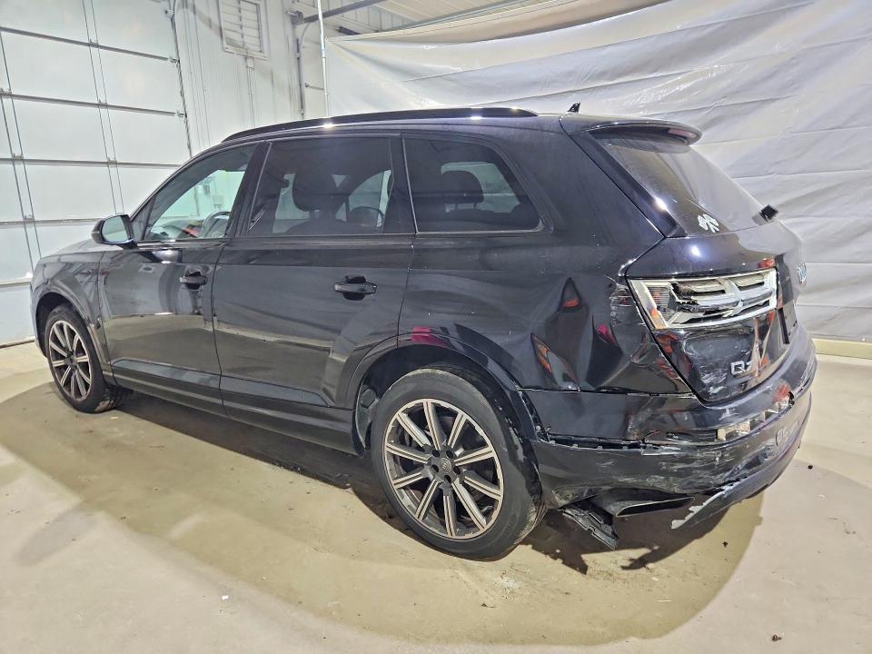 Продажа на аукционе авто 2017 Audi Q7, vin: WA1VAAF71HD028322, номер лота: 73942355