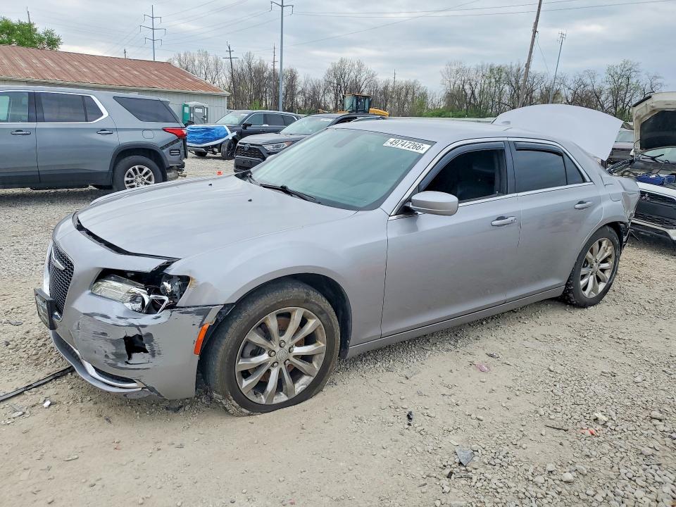 Продаж на аукціоні авто 2015 Chrysler 300, vin: 2C3CCARG4FH899416, номер лоту: 49747266