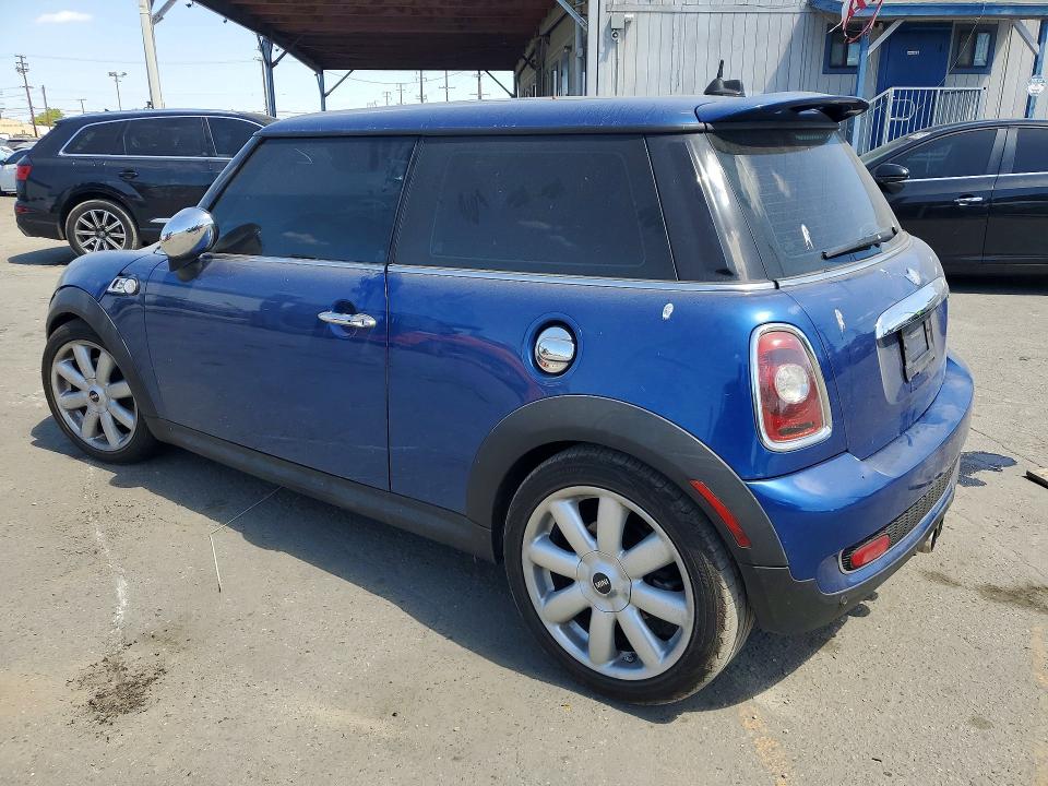 Продажа на аукционе авто 2008 Mini Cooper, vin: WMWMF73518TV39489, номер лота: 51336036