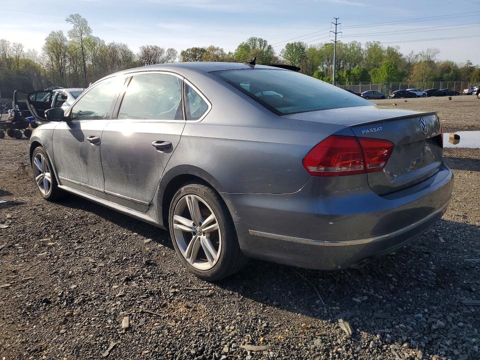 2013 Volkswagen Passat მანქანა იყიდება აუქციონზე, vin: 1VWCN7A30DC026499, აუქციონის ნომერი: 48684786