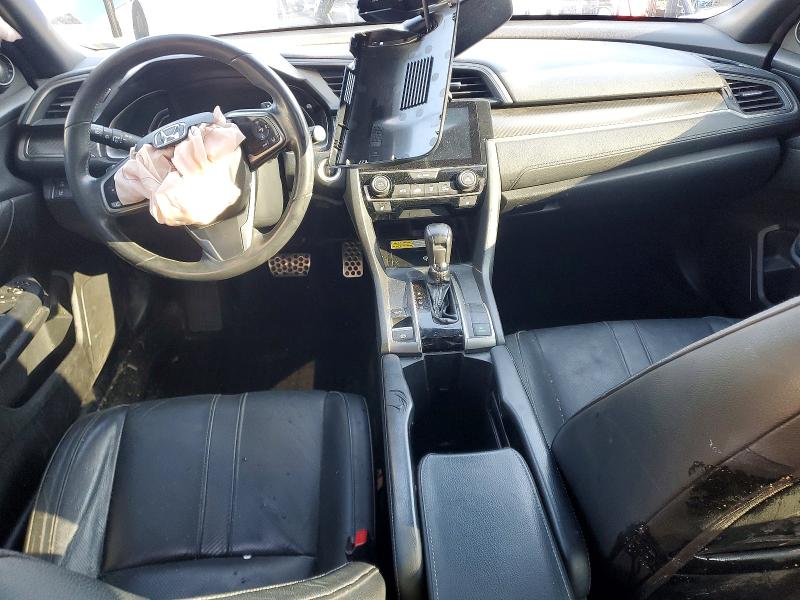Продаж на аукціоні авто 2018 Honda Civic Sport Touring 4dr Hatchback, vin: SHHFK7H99JU301660, номер лоту: 48259906