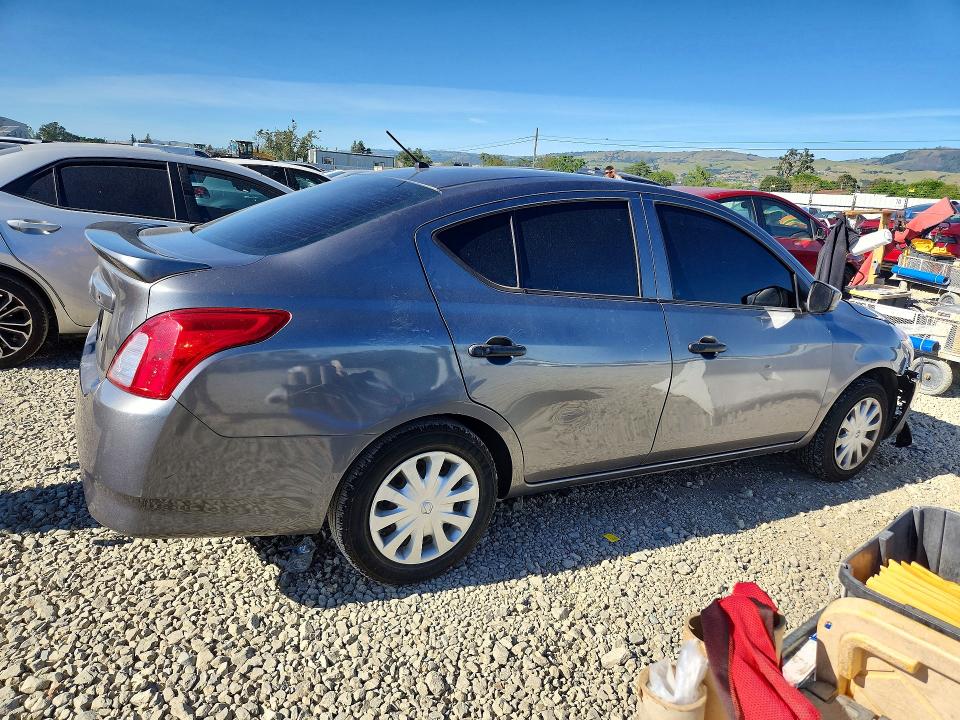 49187976 :رقم المزاد ، 3N1CN7AP4GL865959 vin ، 2016 Nissan Versa مزاد بيع