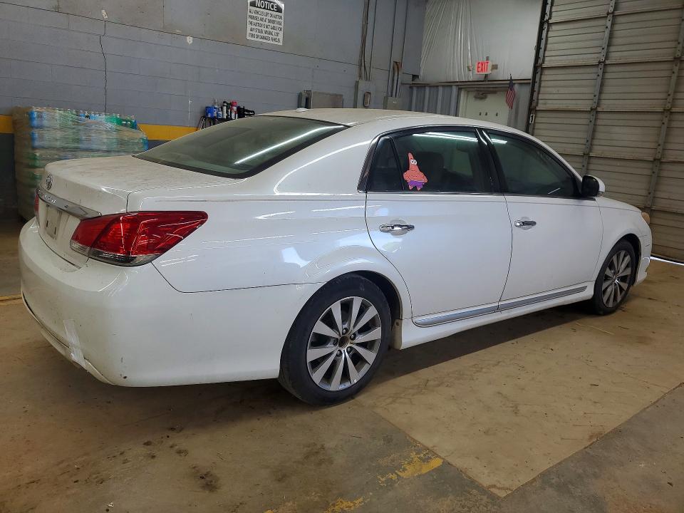 49574166 :رقم المزاد ، 4T1BK3DBXBU418458 vin ، 2011 Toyota Avalon مزاد بيع