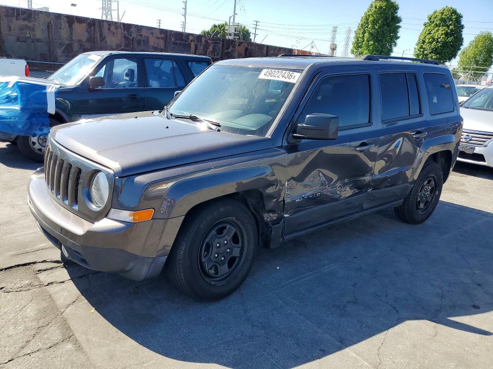 49022436 :رقم المزاد ، 1C4NJPBB4GD735898 vin ، 2016 Jeep Patriot مزاد بيع