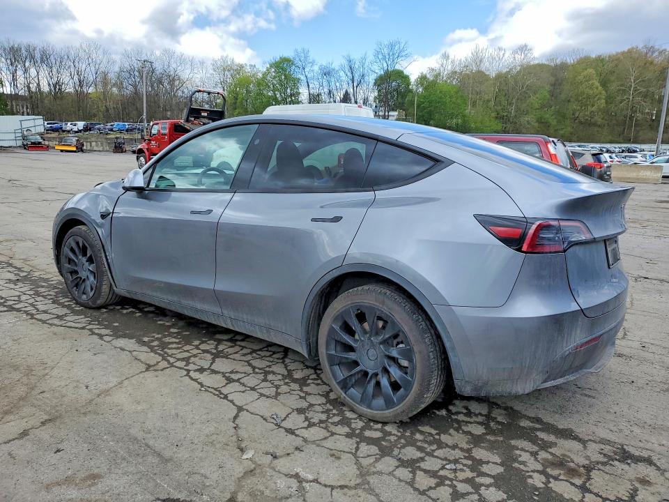 Продажа на аукционе авто 2024 Tesla Model Y, vin: 7SAYGAEE3RF098659, номер лота: 50252486