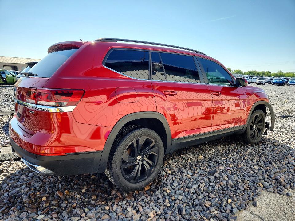 51717866 :رقم المزاد ، 1V2KP2CA5NC523331 vin ، 2022 Volkswagen Atlas مزاد بيع