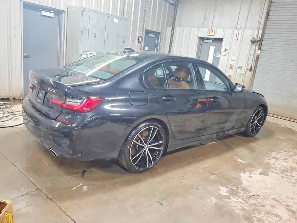 47892686 :رقم المزاد ، WBA5R7C5XKFH14102 vin ، 2019 Bmw 330xi مزاد بيع