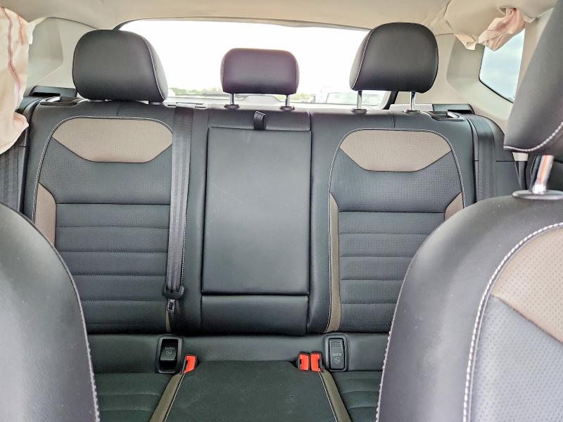 Продаж на аукціоні авто 2022 Volkswagen Taos, vin: 3VV2X7B25NM084737, номер лоту: 49795636