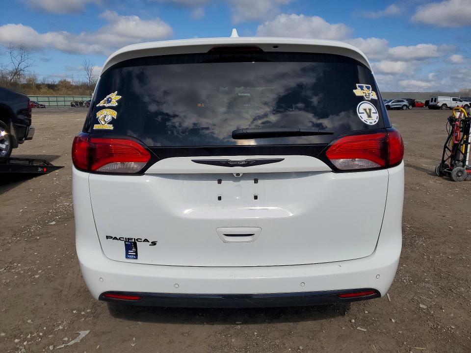2018 Chrysler Pacifica მანქანა იყიდება აუქციონზე, vin: 2C4RC1EG2JR175285, აუქციონის ნომერი: 49817586