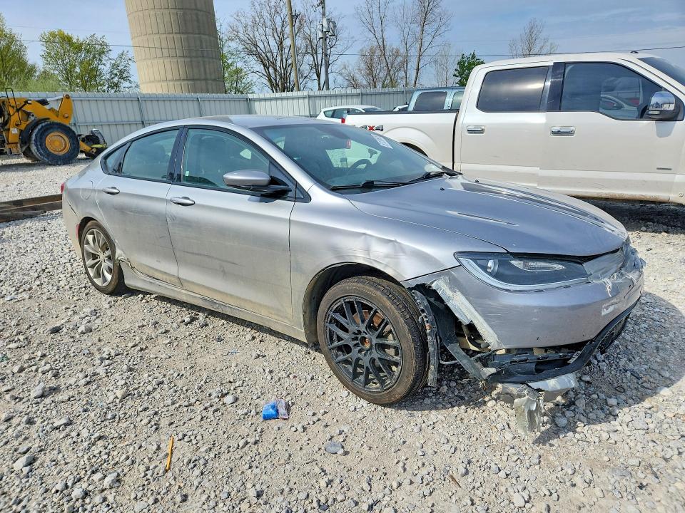 Продажа на аукционе авто 2015 Chrysler 200, vin: 1C3CCCBB9FN538572, номер лота: 51129636