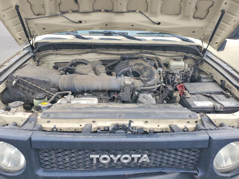 49093986 :رقم المزاد ، JTEBU4BF5AK095288 vin ، 2010 Toyota Fj Cruiser مزاد بيع