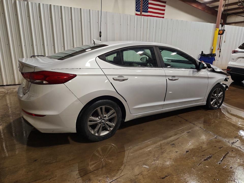 51871726 :رقم المزاد ، 5NPD84LF2HH097489 vin ، 2017 Hyundai Elantra مزاد بيع