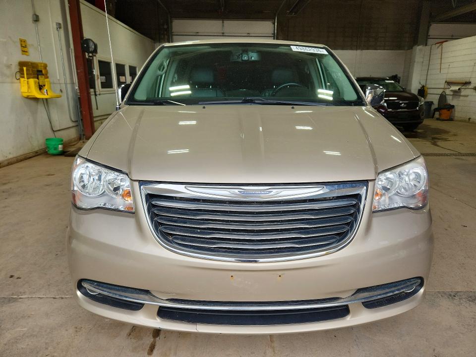 2013 Chrysler Town & Country მანქანა იყიდება აუქციონზე, vin: 2C4RC1CG4DR745309, აუქციონის ნომერი: 49862936