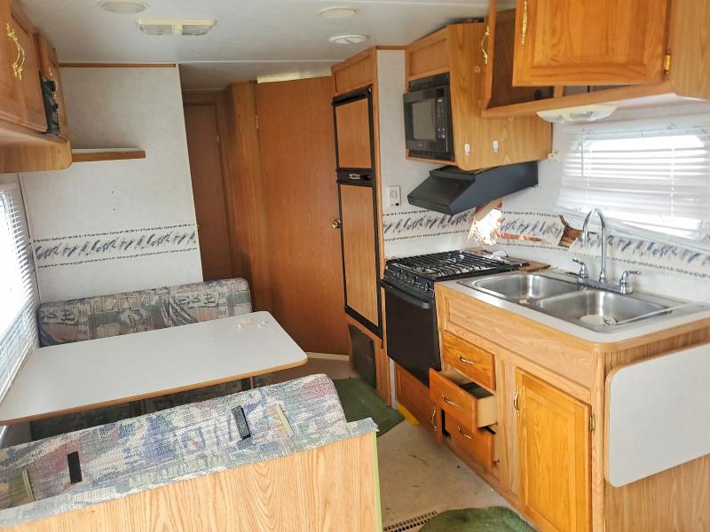 Продажа на аукционе авто 2001 Dutchmen Lite, vin: 47CT20M241M405158, номер лота: 49828346