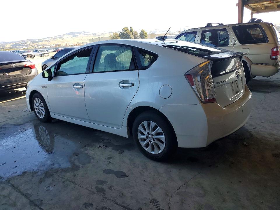 Продажа на аукционе авто 2014 Toyota Prius Plug-in Hybrid, vin: JTDKN3DP4E3056032, номер лота: 50987616