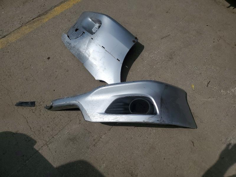 49984276 :رقم المزاد ، 4T1BF3EKXAU018966 vin ، 2010 Toyota Camry مزاد بيع