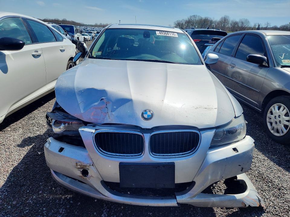 49368116 :رقم المزاد ، WBAPK7C59BF085507 vin ، 2011 Bmw 328 مزاد بيع