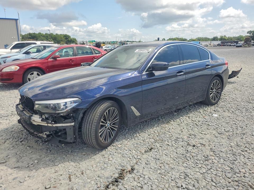 50945726 :رقم المزاد ، WBAJA7C58JWC74692 vin ، 2018 Bmw 530 مزاد بيع