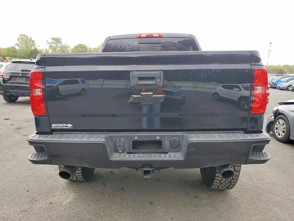 2018 Chevrolet Silverado მანქანა იყიდება აუქციონზე, vin: 3GCUKREC1JG528940, აუქციონის ნომერი: 50803306