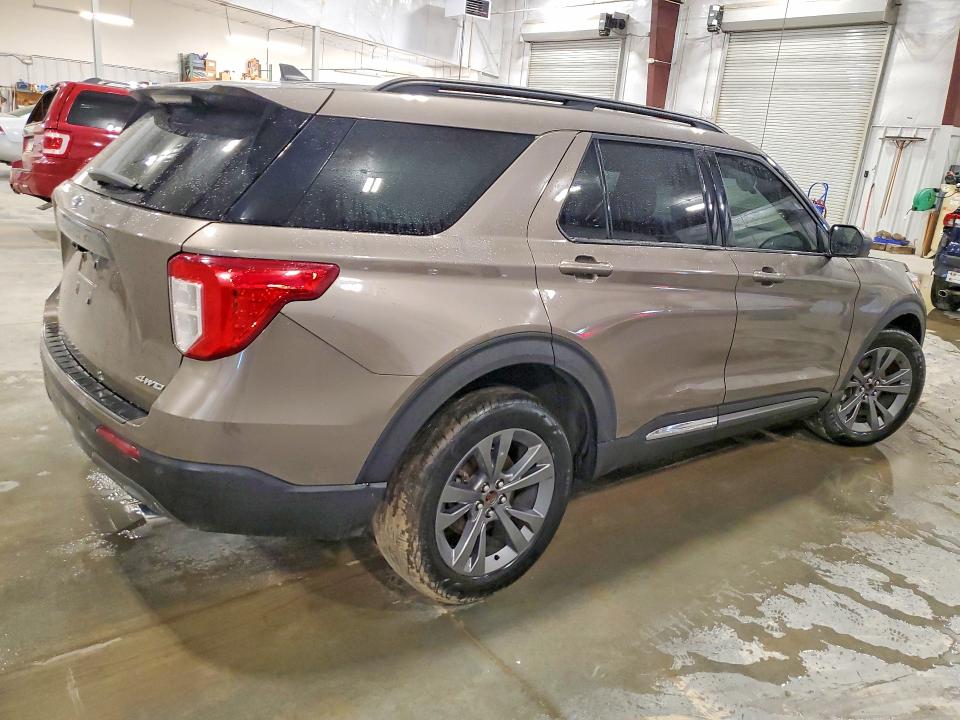Продажа на аукционе авто 2021 Ford Explorer, vin: 1FMSK8DHXMGA49703, номер лота: 49083156