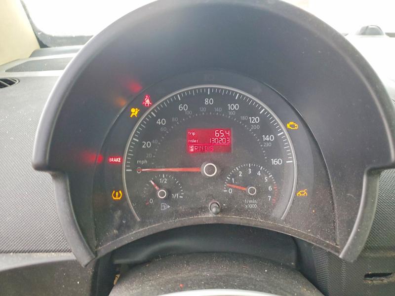 51133276 :رقم المزاد ، 3VWPG31Y58M413361 vin ، 2008 Volkswagen New Beetle مزاد بيع