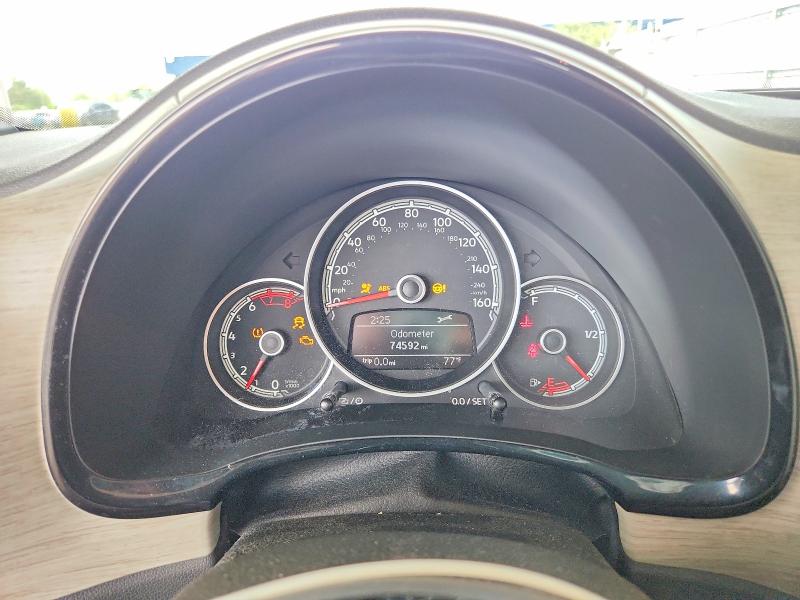 Продаж на аукціоні авто 2018 Volkswagen Beetle, vin: 3VWFD7AT5JM705338, номер лоту: 50137606