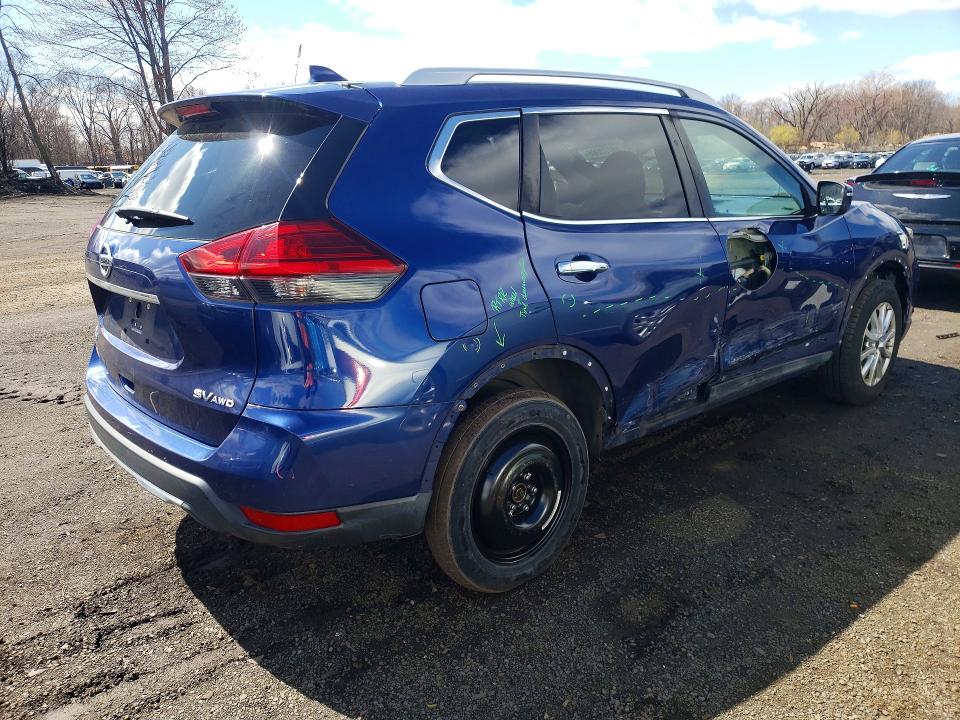 2017 Nissan Rogue მანქანა იყიდება აუქციონზე, vin: 5N1AT2MV4HC897472, აუქციონის ნომერი: 48773906