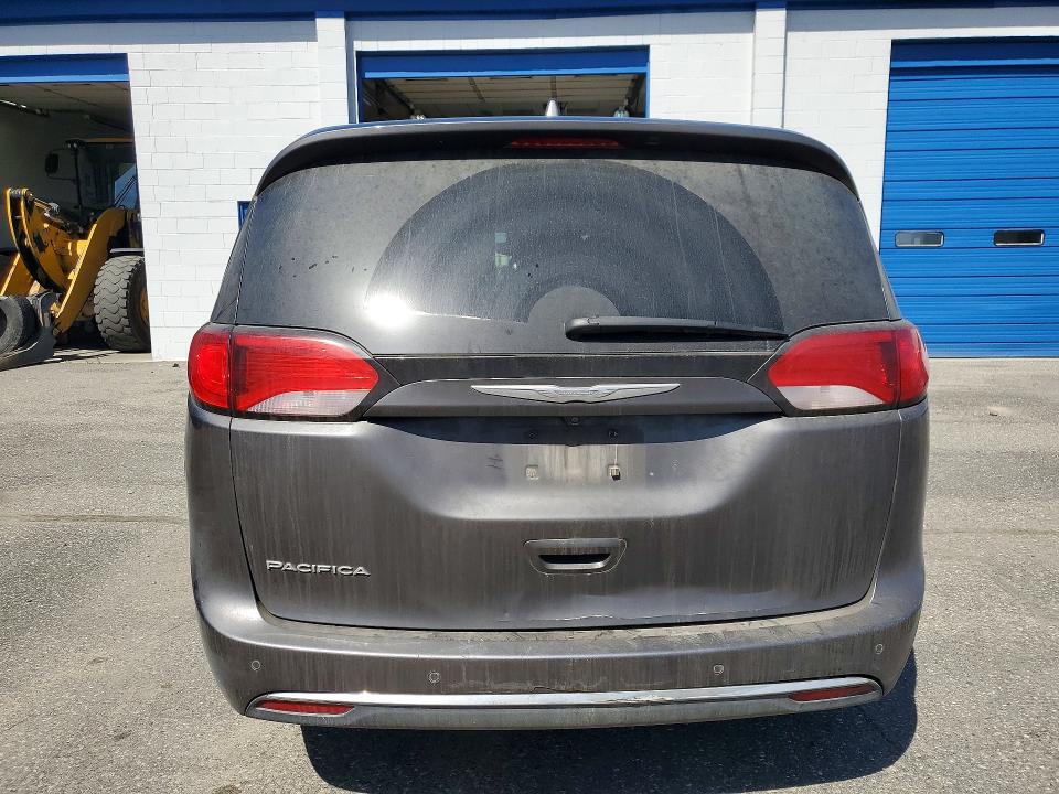 49096726 :رقم المزاد ، 2C4RC1BG6HR654338 vin ، 2017 Chrysler Pacifica مزاد بيع