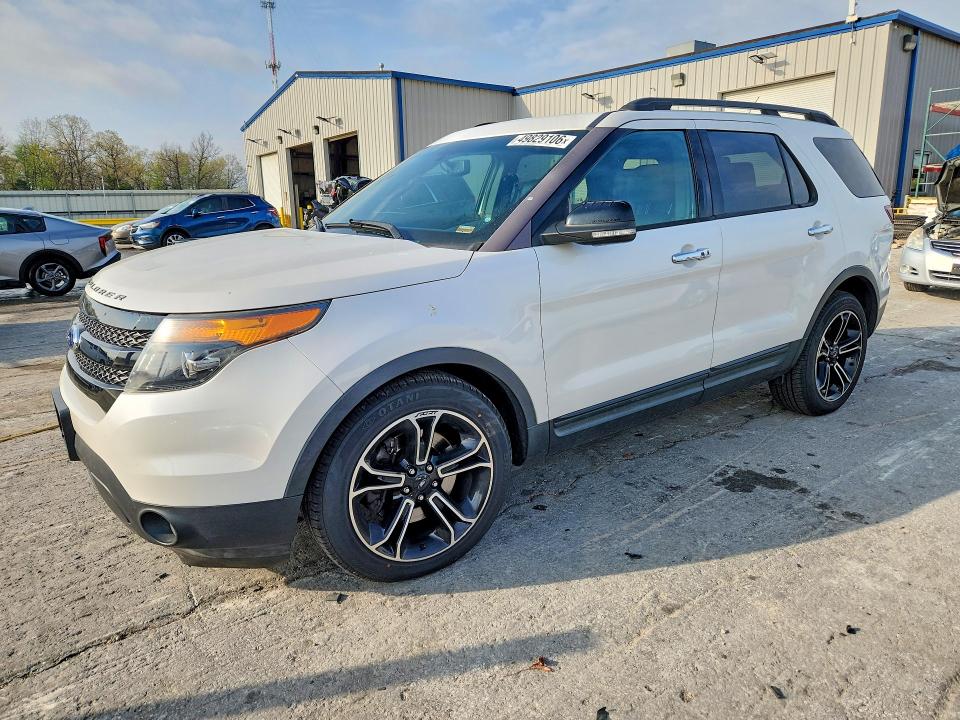 49829106 :رقم المزاد ، 1FM5K8GT1EGA90591 vin ، 2014 Ford Explorer مزاد بيع