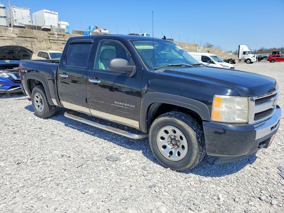 49175816 :رقم المزاد ، 3GCPKSEA8BG302978 vin ، 2011 Chevrolet Silverado مزاد بيع