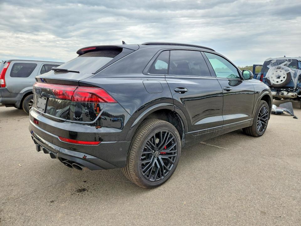 2025 Audi Sq8 მანქანა იყიდება აუქციონზე, vin: WA1CWBF16SD023005, აუქციონის ნომერი: 47608366