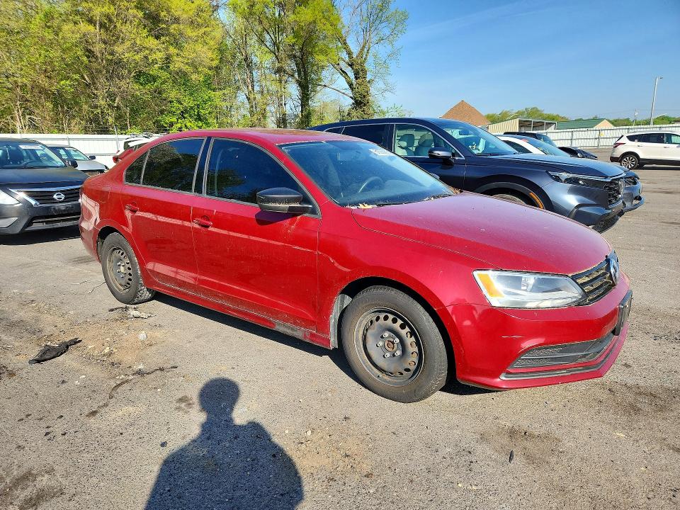 51005906 :رقم المزاد ، 3VW267AJXGM214988 vin ، 2016 Volkswagen Jetta مزاد بيع