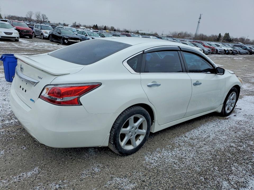 Продажа на аукционе авто 2015 Nissan Altima, vin: 1N4AL3AP1FN397017, номер лота: 48622226