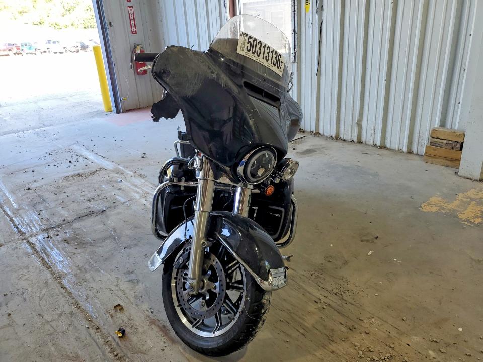 50313136 :رقم المزاد ، 1HD1FVC25KB649697 vin ، 2019 Harley Davidson Flht مزاد بيع