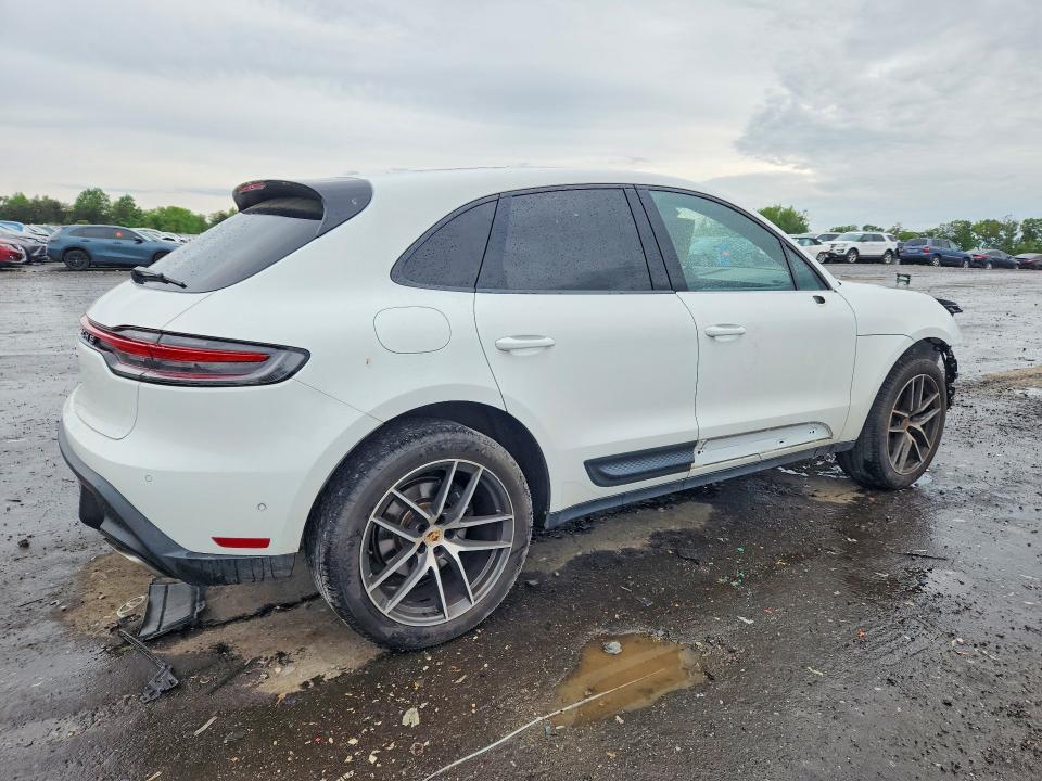 50584346 :رقم المزاد ، WP1AA2A54NLB02641 vin ، 2022 Porsche Macan مزاد بيع