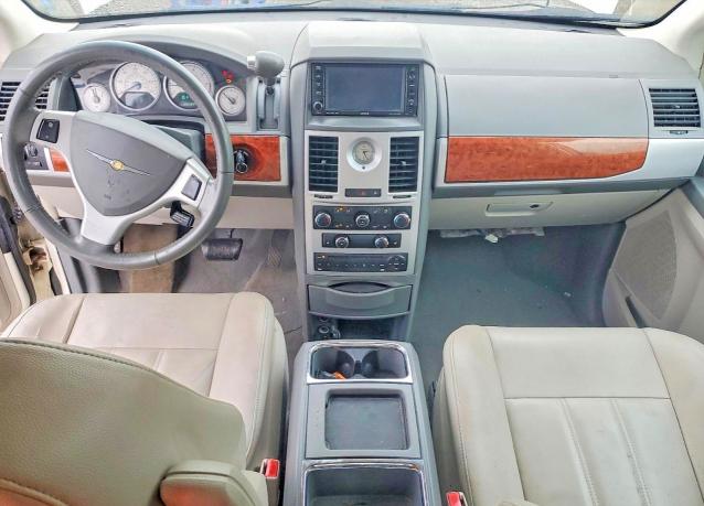 Продажа на аукционе авто 2009 Chrysler Town & Country, vin: 2A8HR541X9R594584, номер лота: 51339236