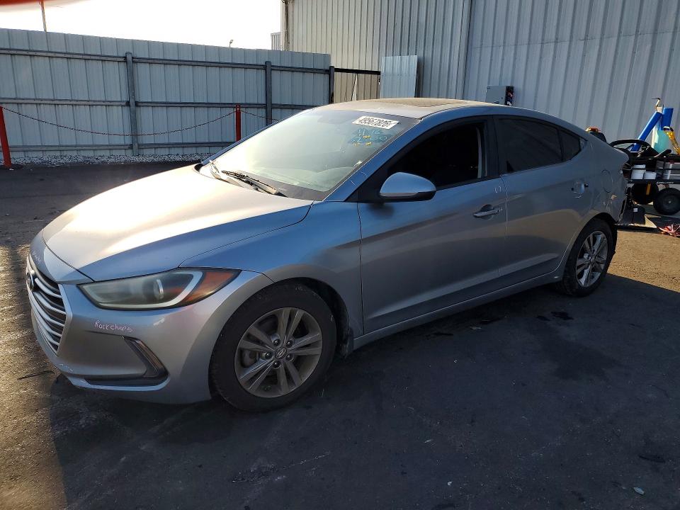 49567826 :رقم المزاد ، 5NPD84LF2HH172174 vin ، 2017 Hyundai Elantra مزاد بيع