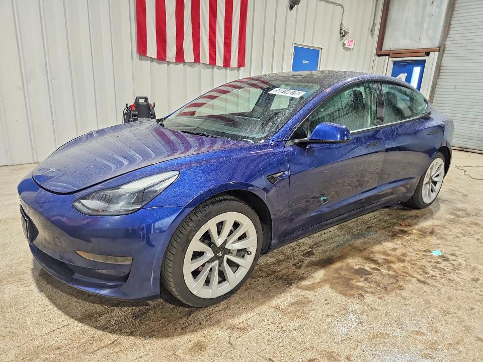 2022 Tesla Model 3 მანქანა იყიდება აუქციონზე, vin: 5YJ3E1EA3NF372320, აუქციონის ნომერი: 50014076