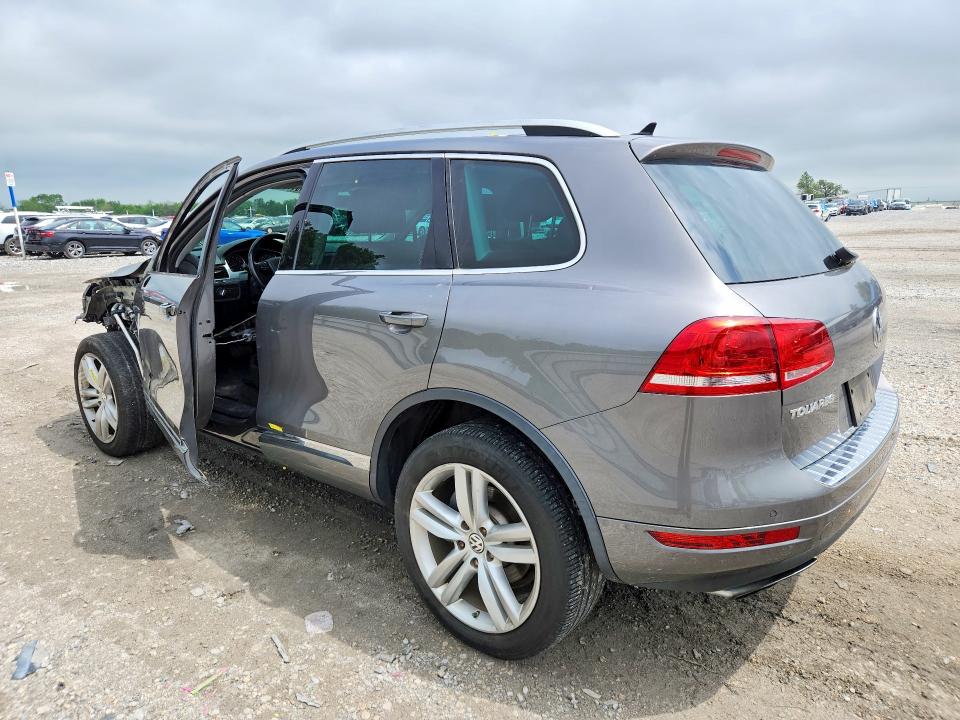 49149786 :رقم المزاد ، WVGFF9BP6BD000664 vin ، 2011 Volkswagen Touareg مزاد بيع