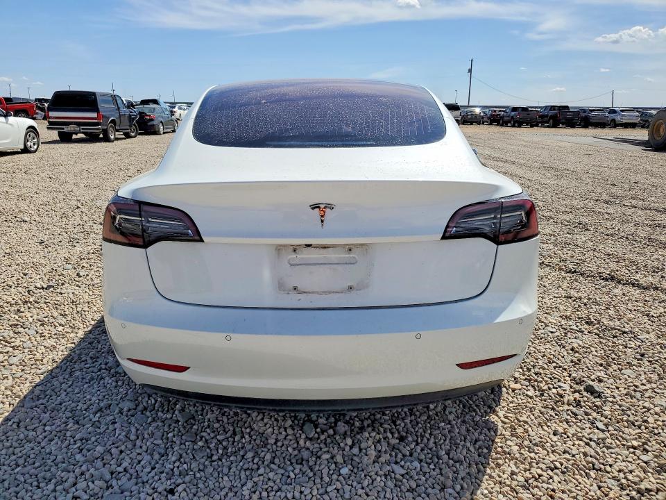 Продаж на аукціоні авто 2018 Tesla Model 3, vin: 5YJ3E1EA4JF009180, номер лоту: 49431506